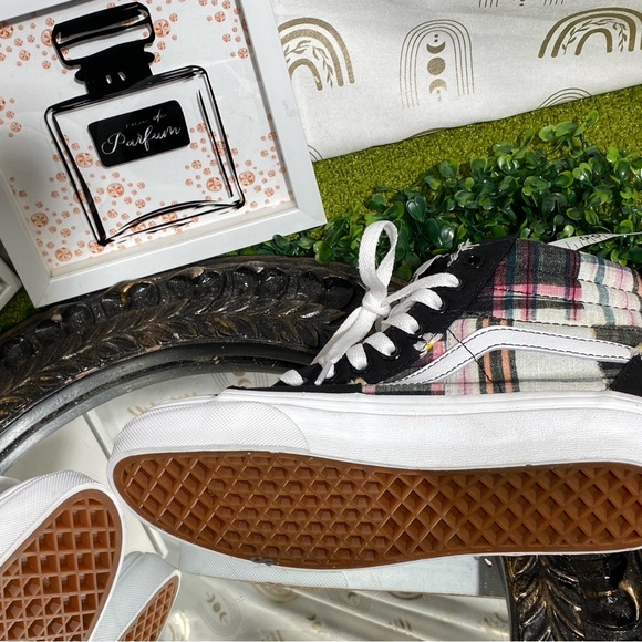 Vans Black and Pink Plaid High-Top Sneakers - Picture 14 of 15